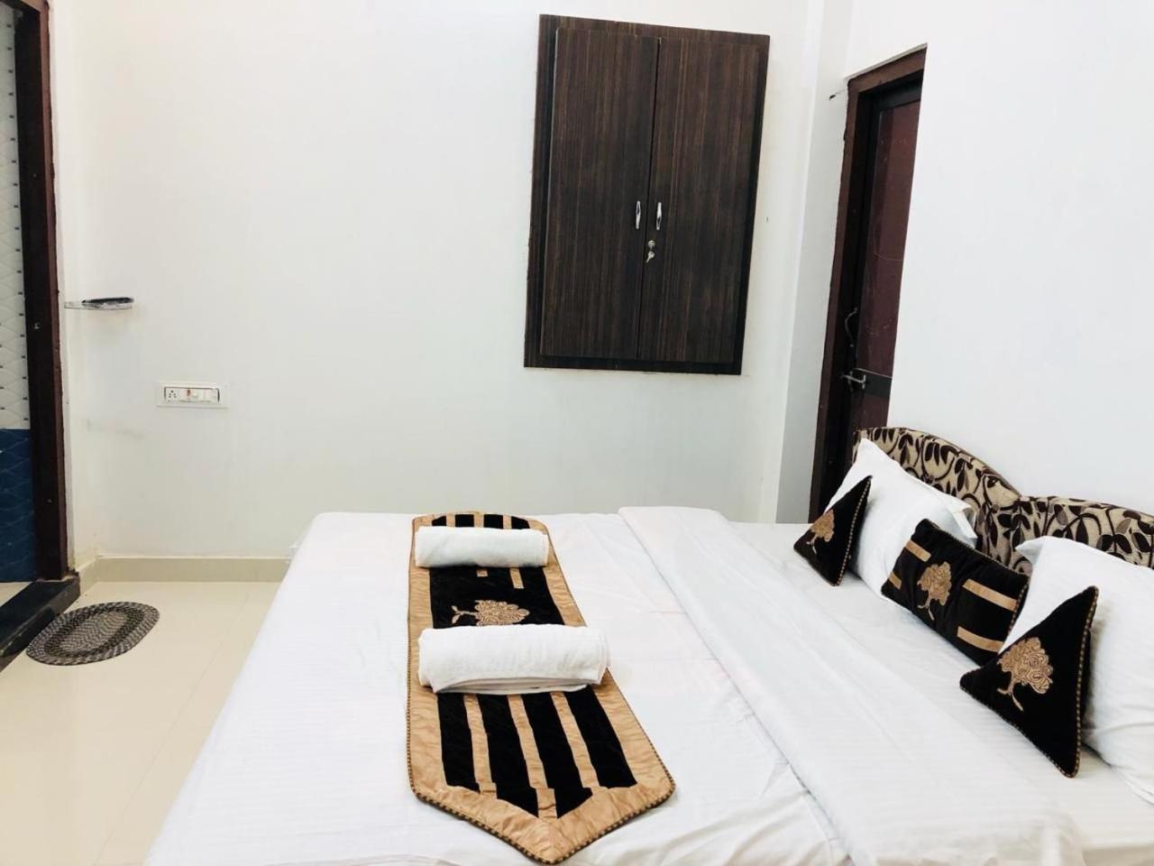 Hotel Galaxy Inn Pushkar Dış mekan fotoğraf